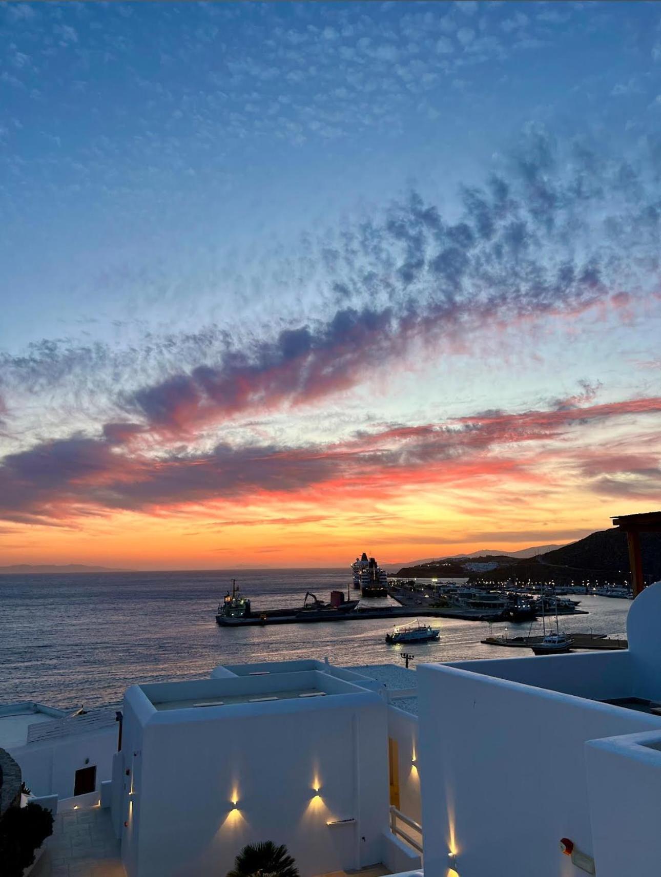 Avra Mykonos 酒店 *