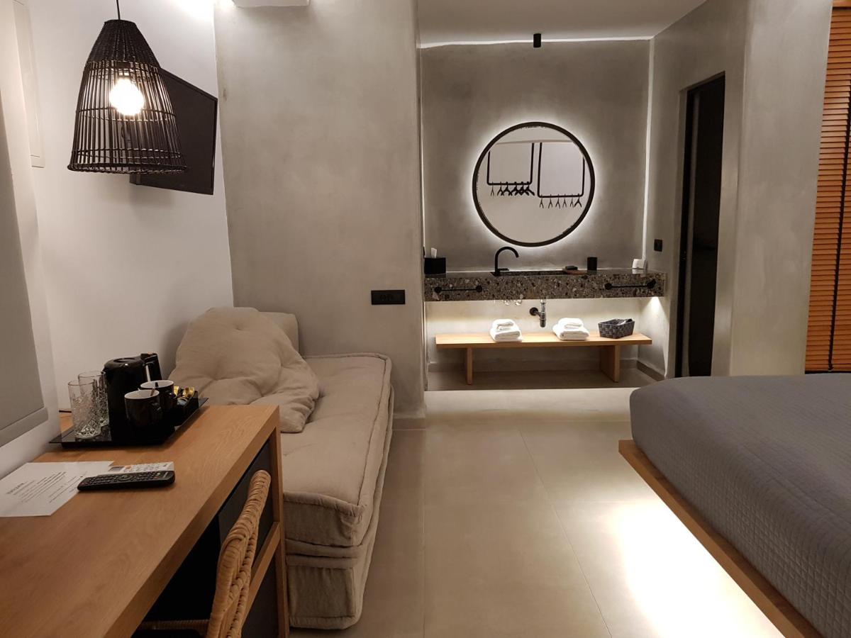 Avra Mykonos * Tourlos