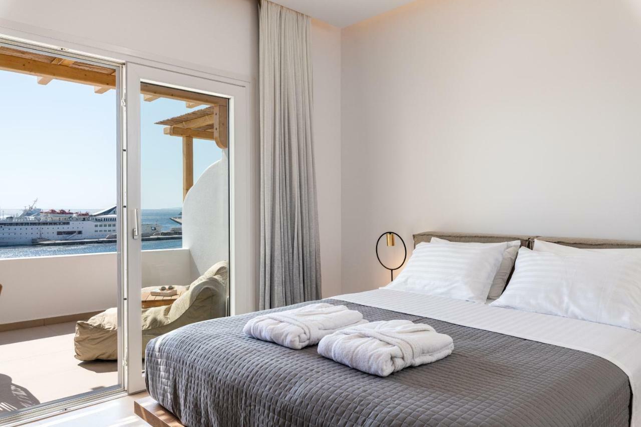 Avra Mykonos * Tourlos
