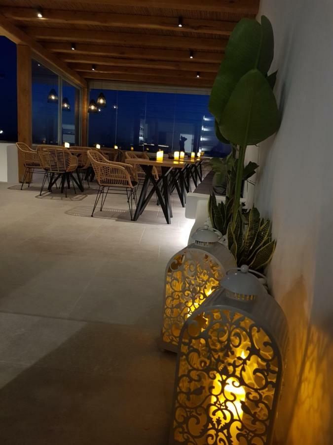Avra Mykonos Tourlos