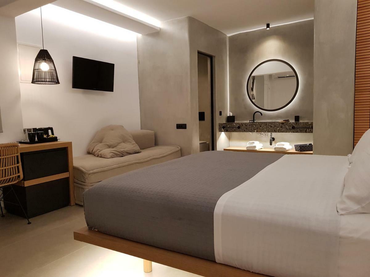 Avra Mykonos * Tourlos
